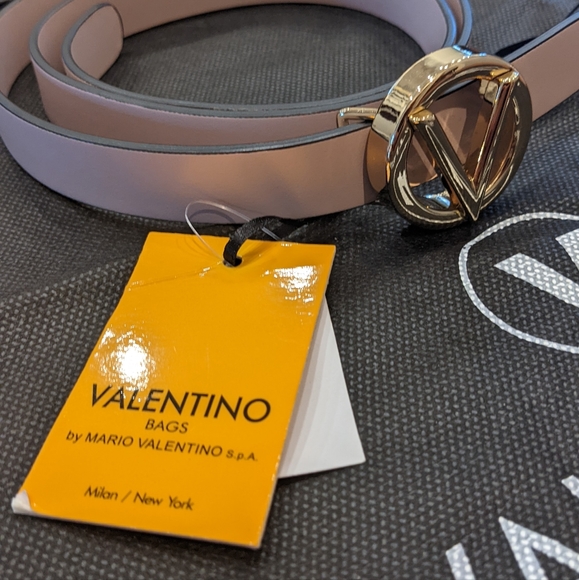 MARIO VALENTINO SLIM LEATHER LAVENDER LOGO BELT SIZE LARGE + DUST BAG NWT ❤️ - Picture 7 of 11